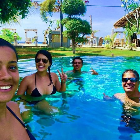 Puri Air Beach Resort & Spa Νησιά Γκίλι Εξωτερικό φωτογραφία