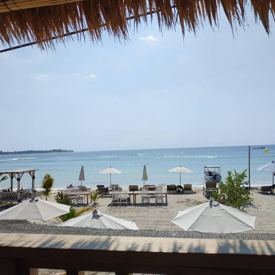 Puri Air Beach Resort & Spa Νησιά Γκίλι Εξωτερικό φωτογραφία