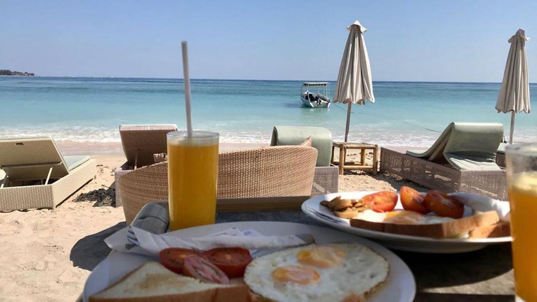 Puri Air Beach Resort & Spa Νησιά Γκίλι Εξωτερικό φωτογραφία