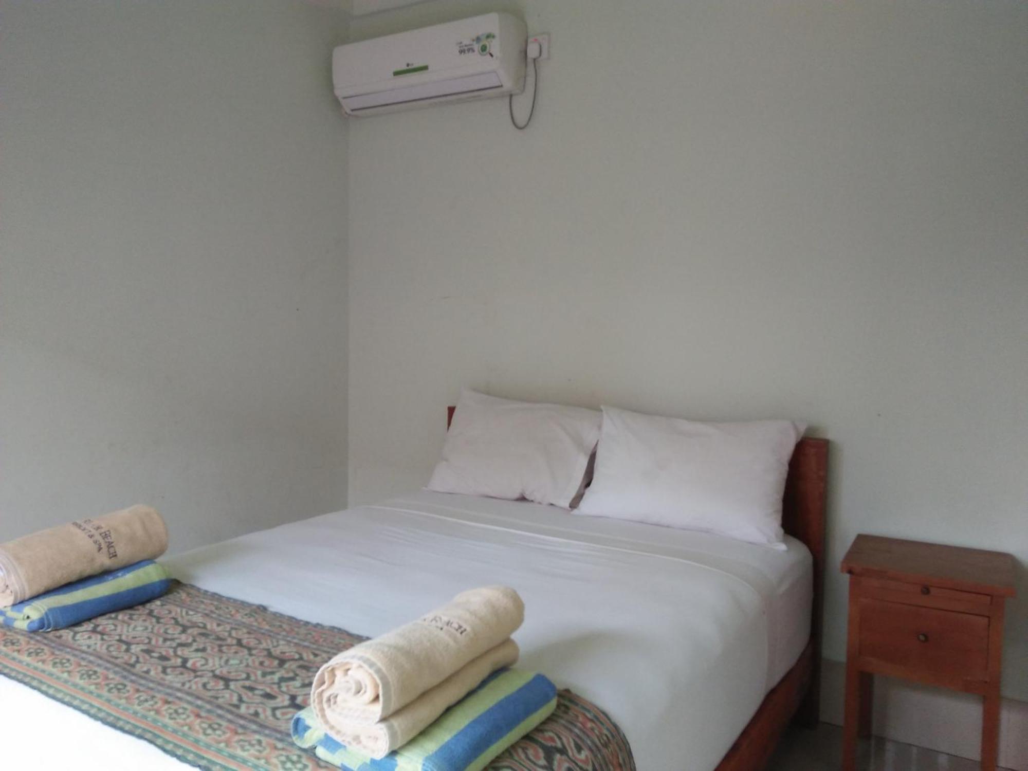 Puri Air Beach Resort & Spa Νησιά Γκίλι Εξωτερικό φωτογραφία