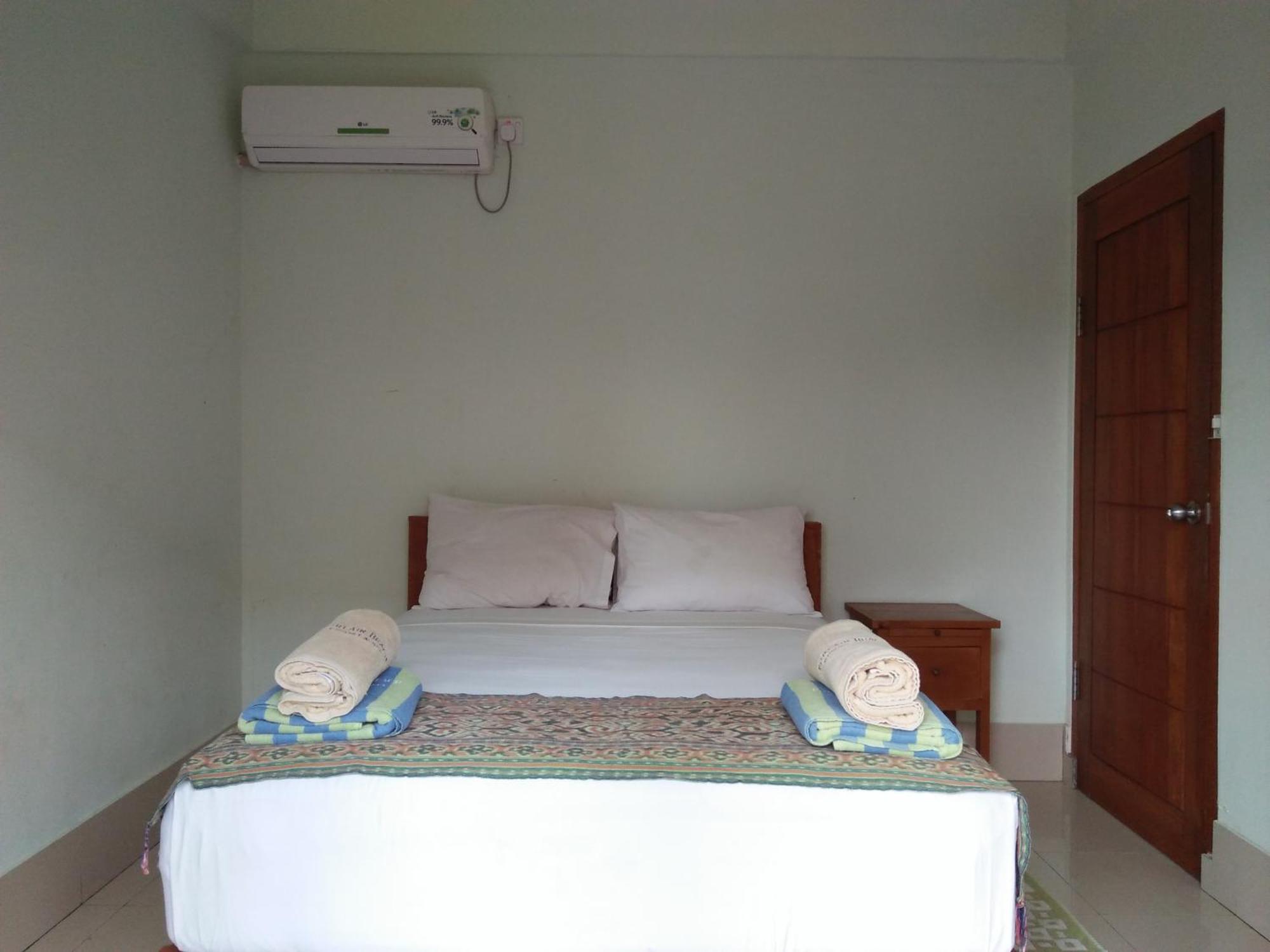 Puri Air Beach Resort & Spa Νησιά Γκίλι Εξωτερικό φωτογραφία