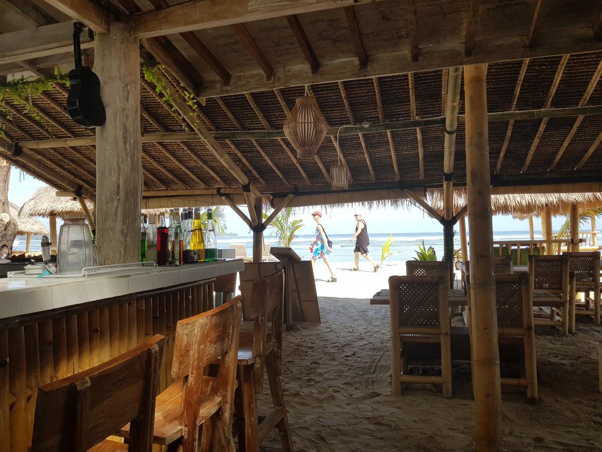 Puri Air Beach Resort & Spa Νησιά Γκίλι Εξωτερικό φωτογραφία
